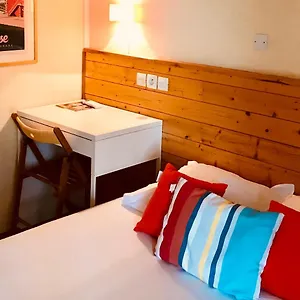 Résidence Thibaud Hotel