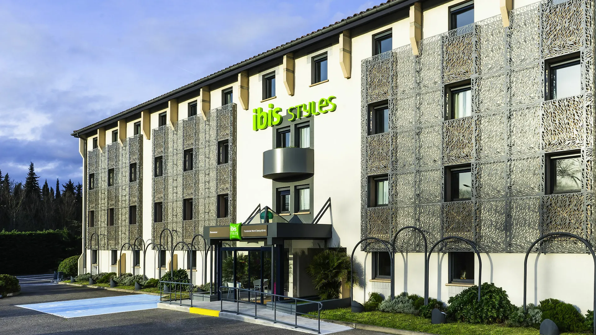 Ibis Styles Toulouse Nord Sesquieres Hotel 3*,